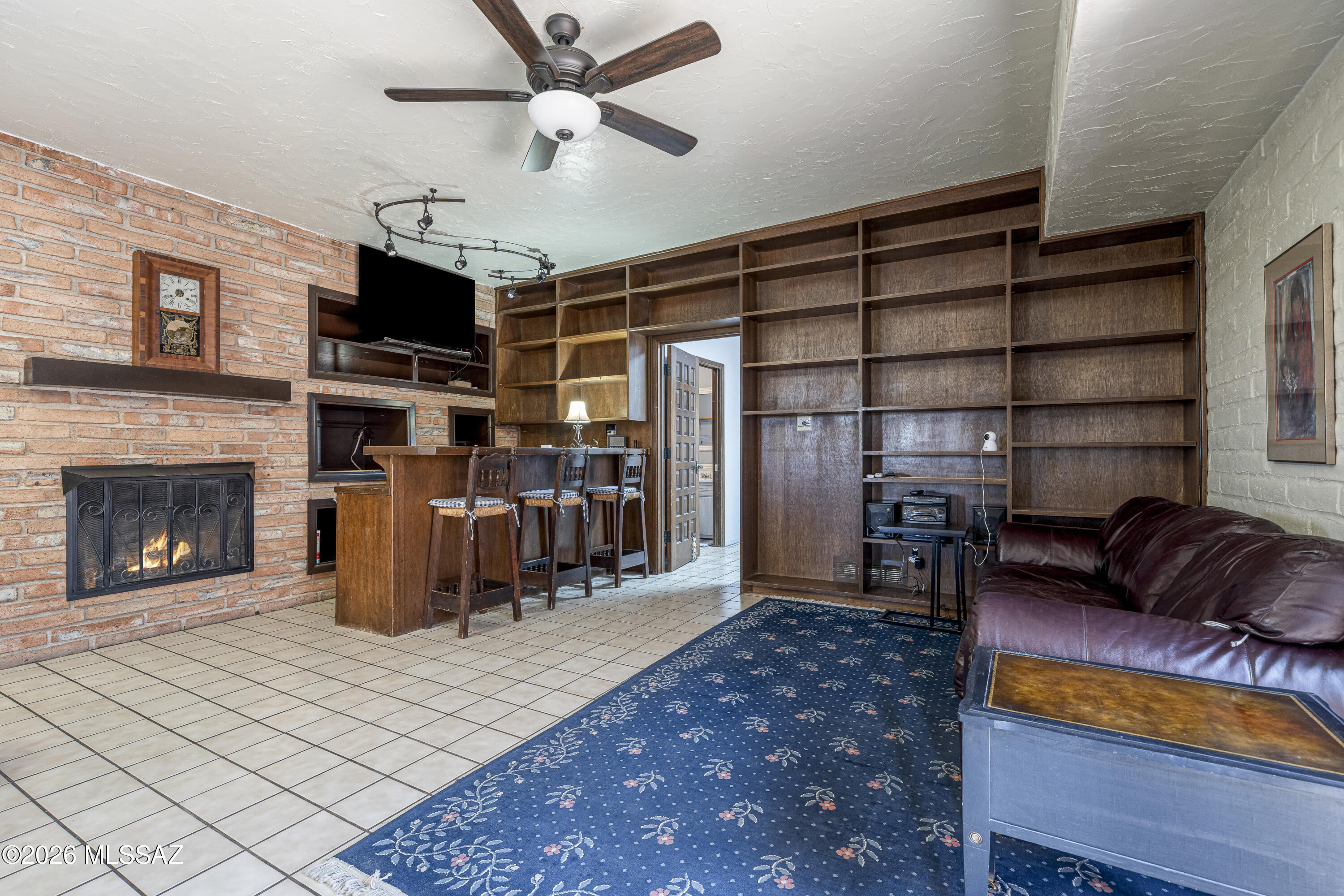 10663 East Fort Lowell Road Tucson, AZ 85749 - Photo 11 of 44