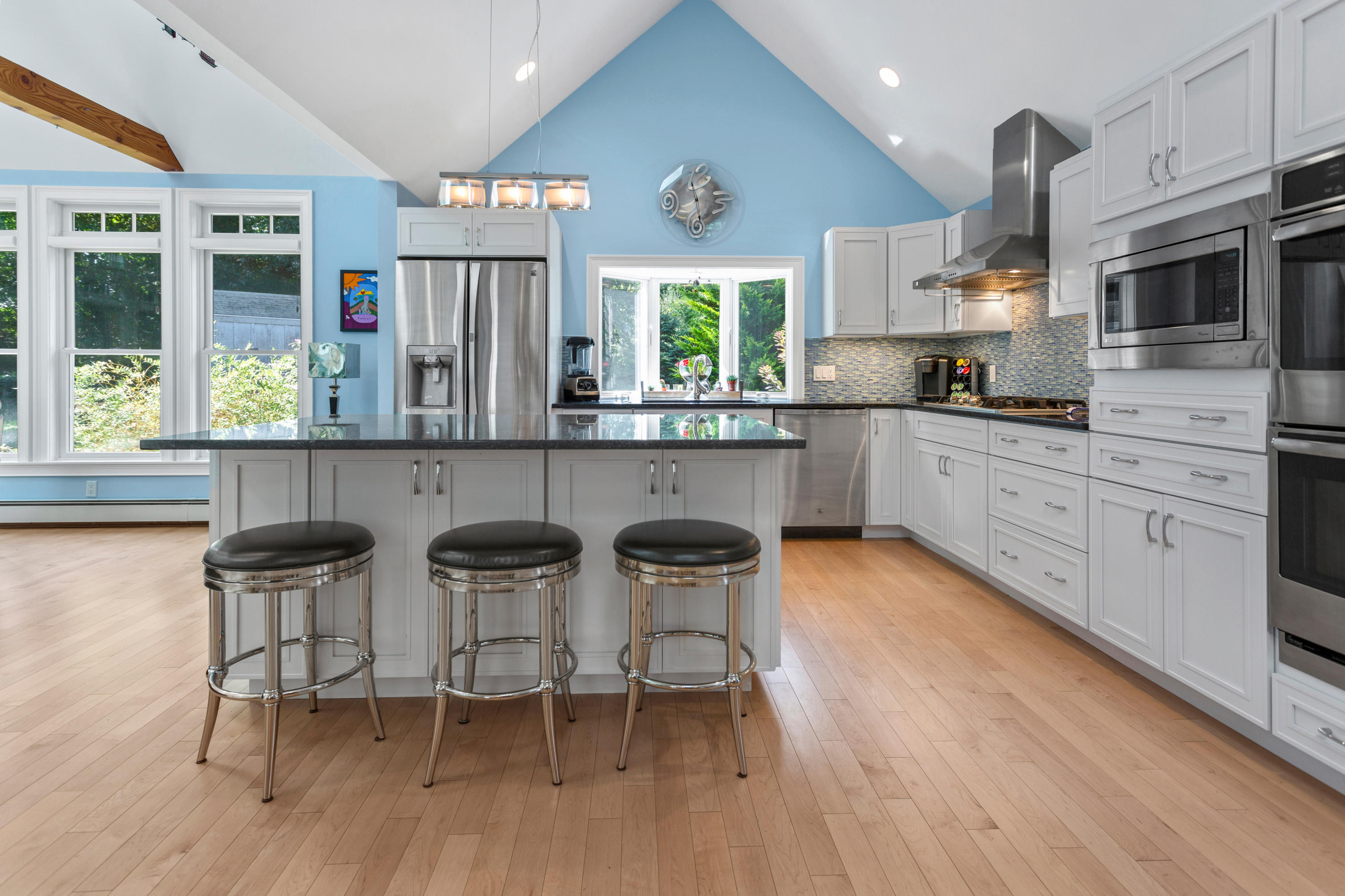 270 Hay Road Eastham, MA 02642 - Photo 3 of 42 \SPACIOUS KITCHEN