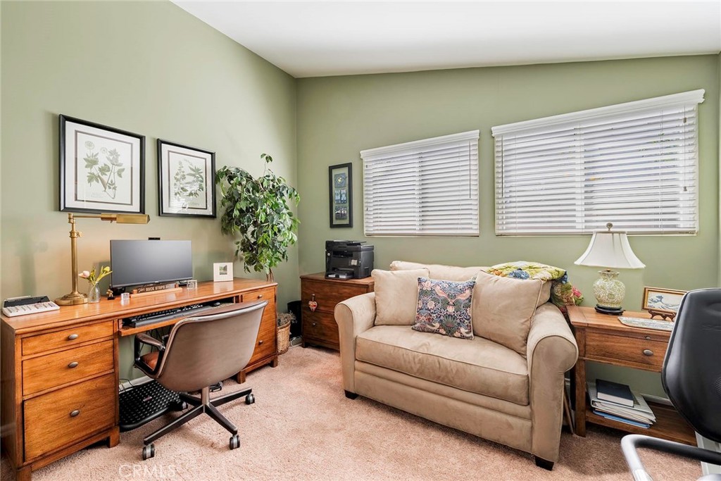 11402 Donovan Road Los Alamitos, CA 90720 - Photo 18 of 31