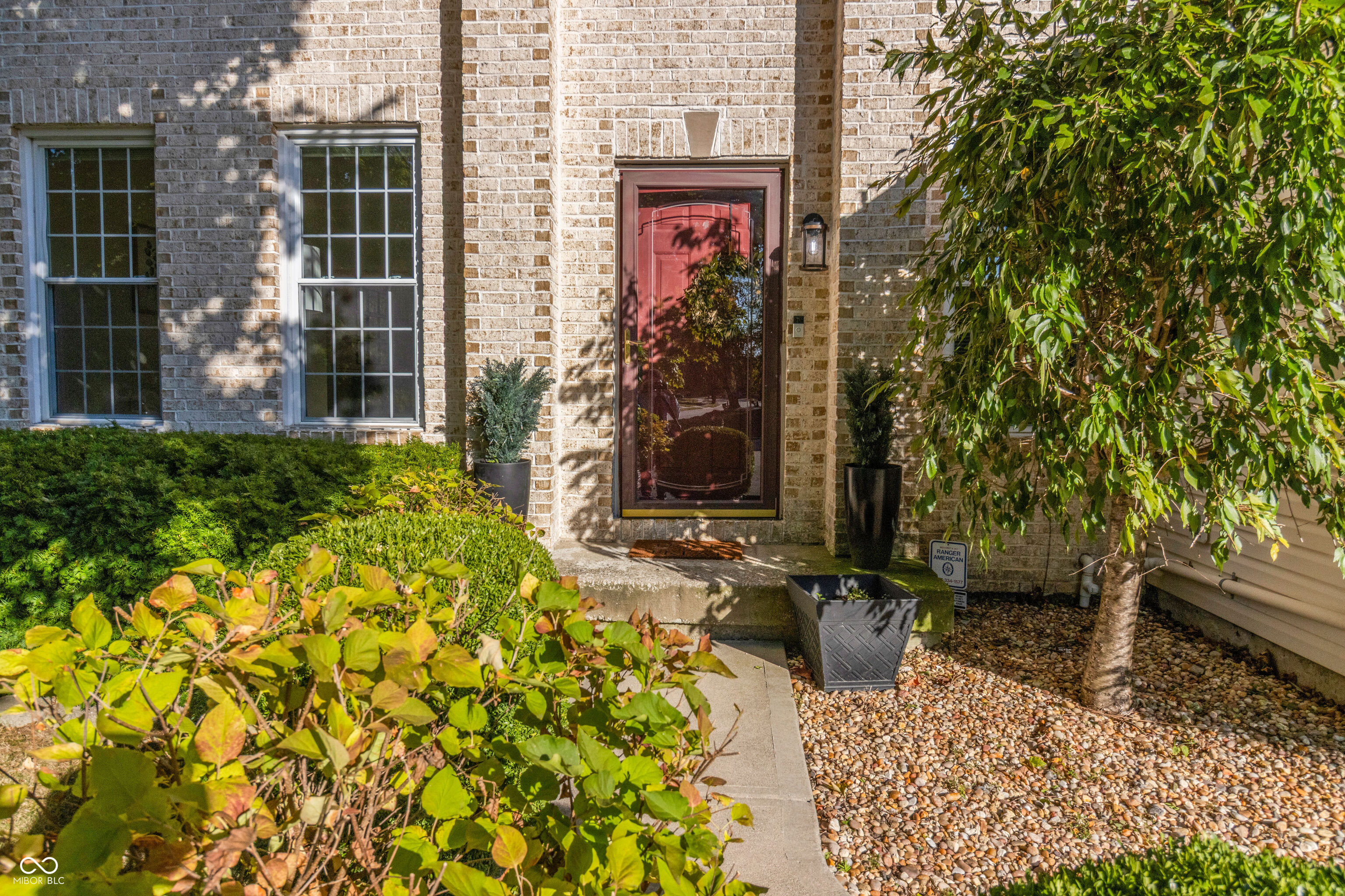 10514 Hawks Ridge Court Fishers, IN 46037 - Photo 2 of 48 Gallery Image 2
