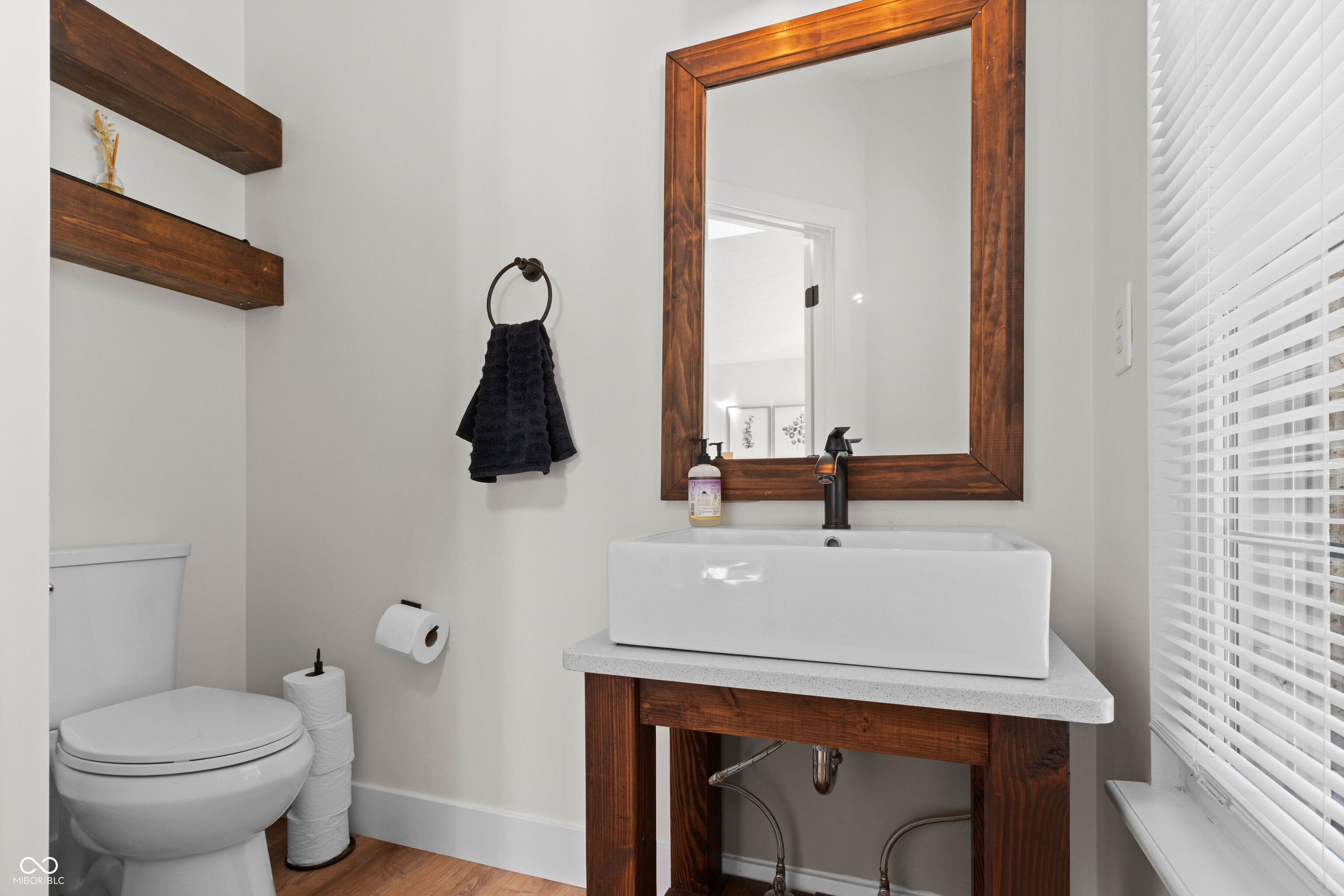 10514 Hawks Ridge Court Fishers, IN 46037 - Photo 8 of 48 Gallery Image 8