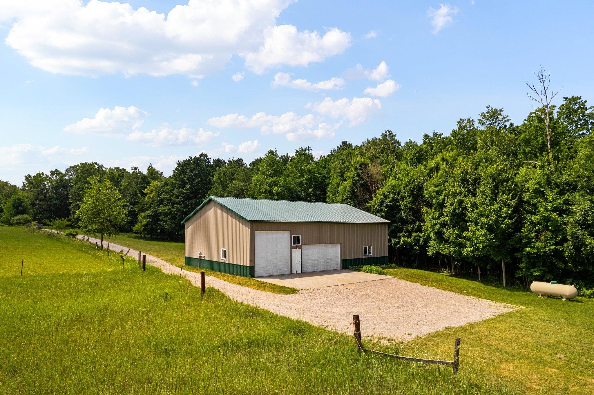 8157 Crisp Road Williamsburg, MI 49690 - Photo 19 of 38 1913028-18.JPG