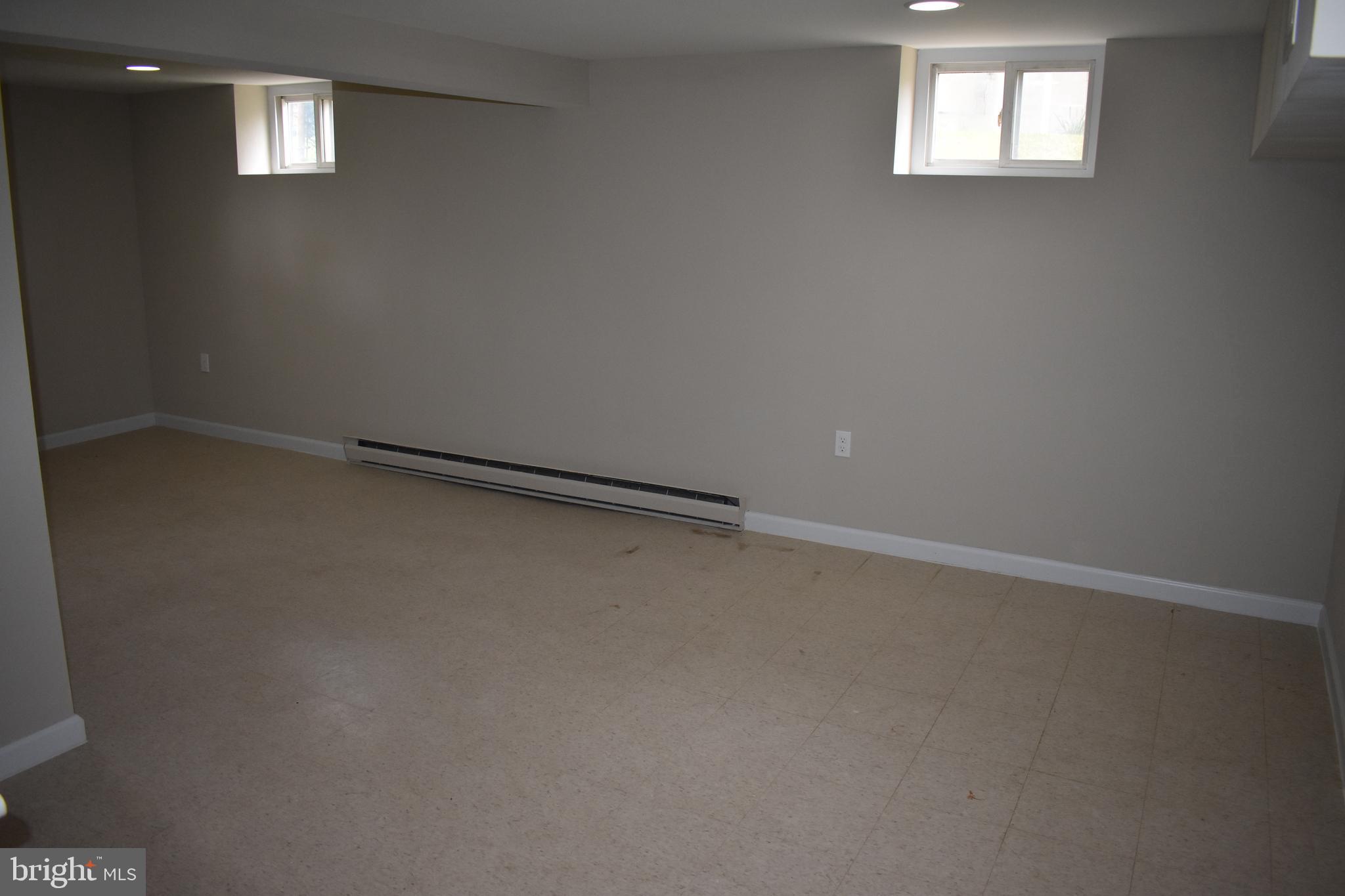 202 Fifth Avenue Baltimore, MD 21227 - Photo 19 of 22