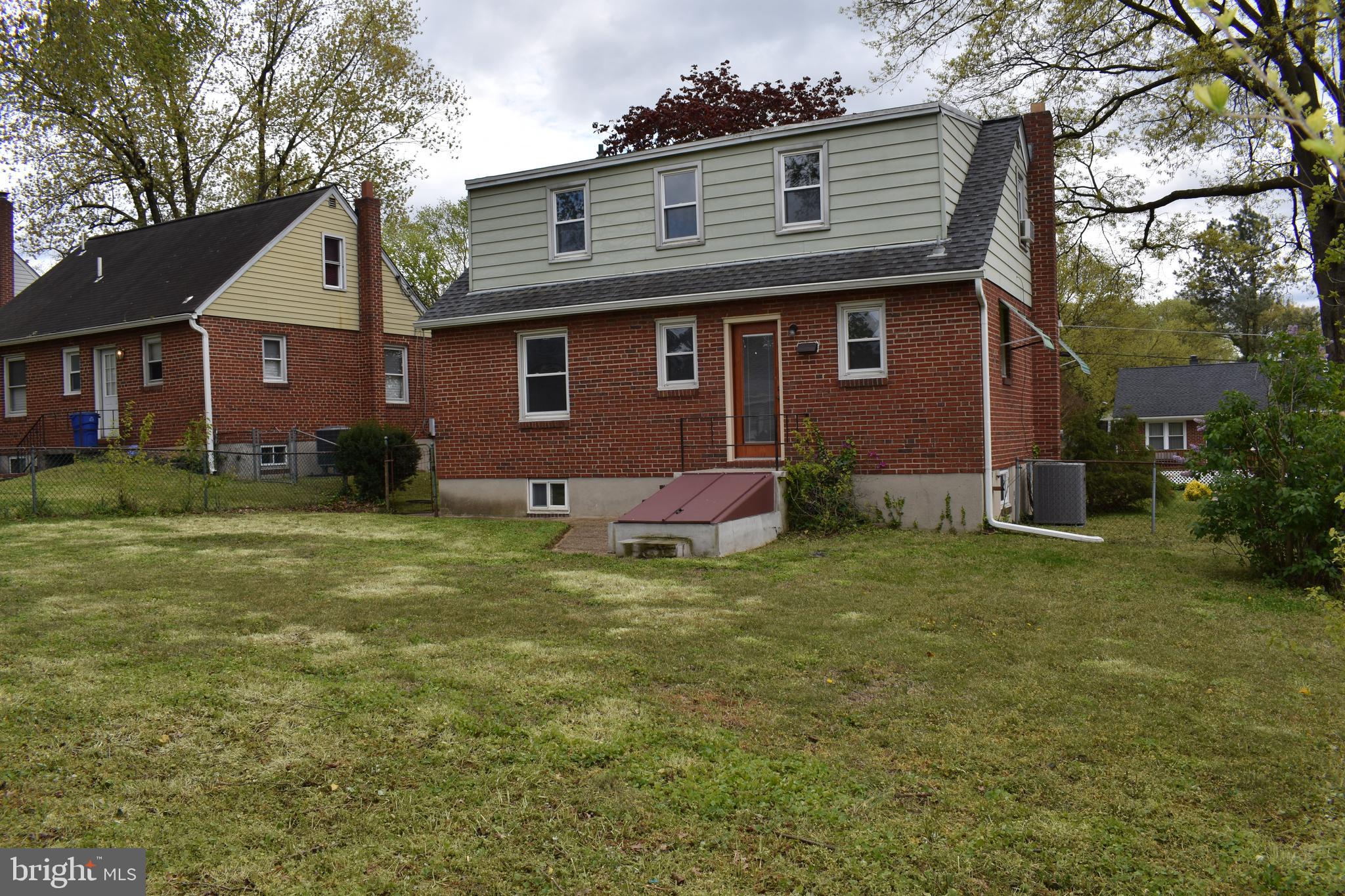 202 Fifth Avenue Baltimore, MD 21227 - Photo 3 of 22