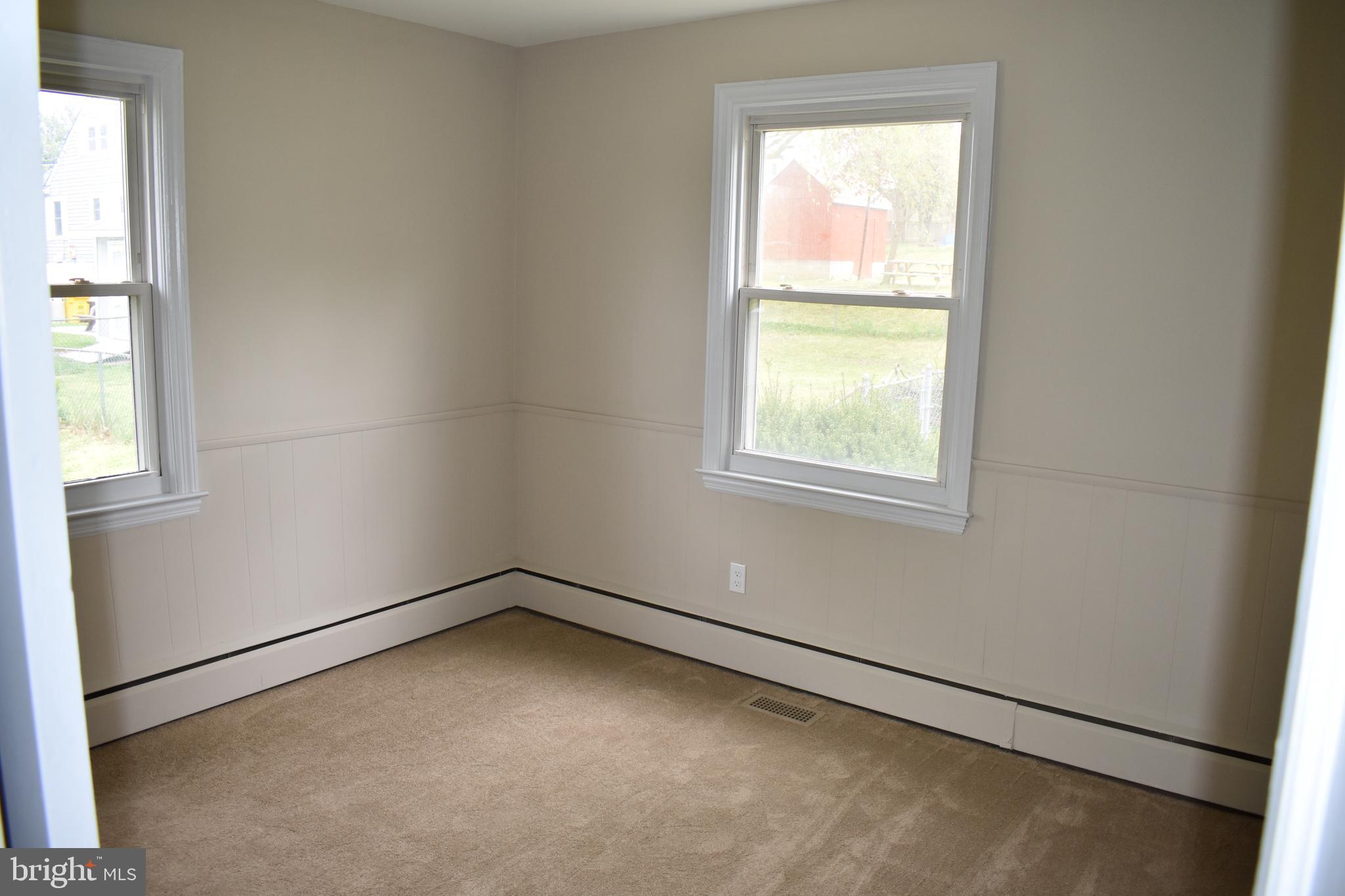 202 Fifth Avenue Baltimore, MD 21227 - Photo 8 of 22
