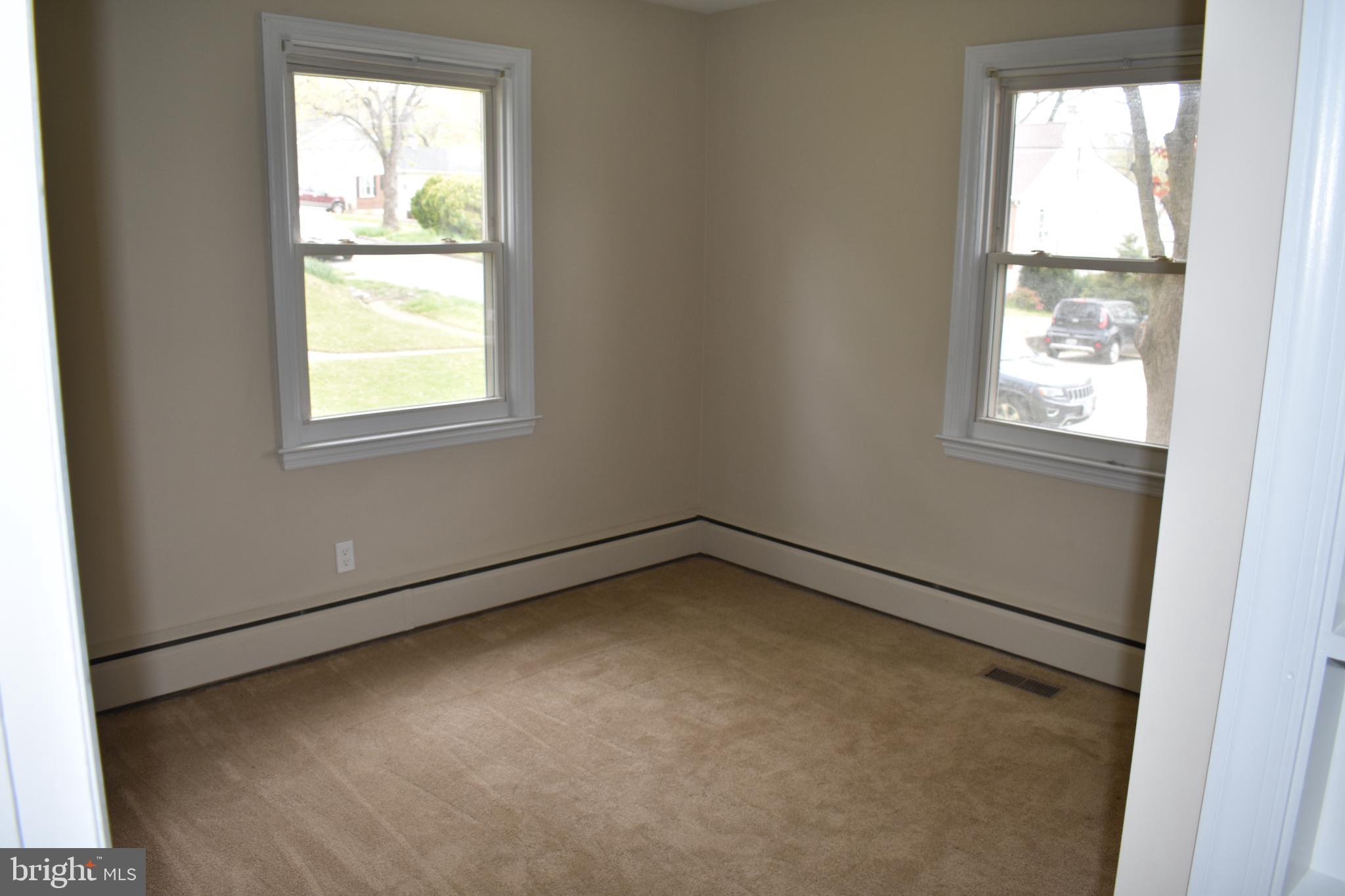 202 Fifth Avenue Baltimore, MD 21227 - Photo 9 of 22