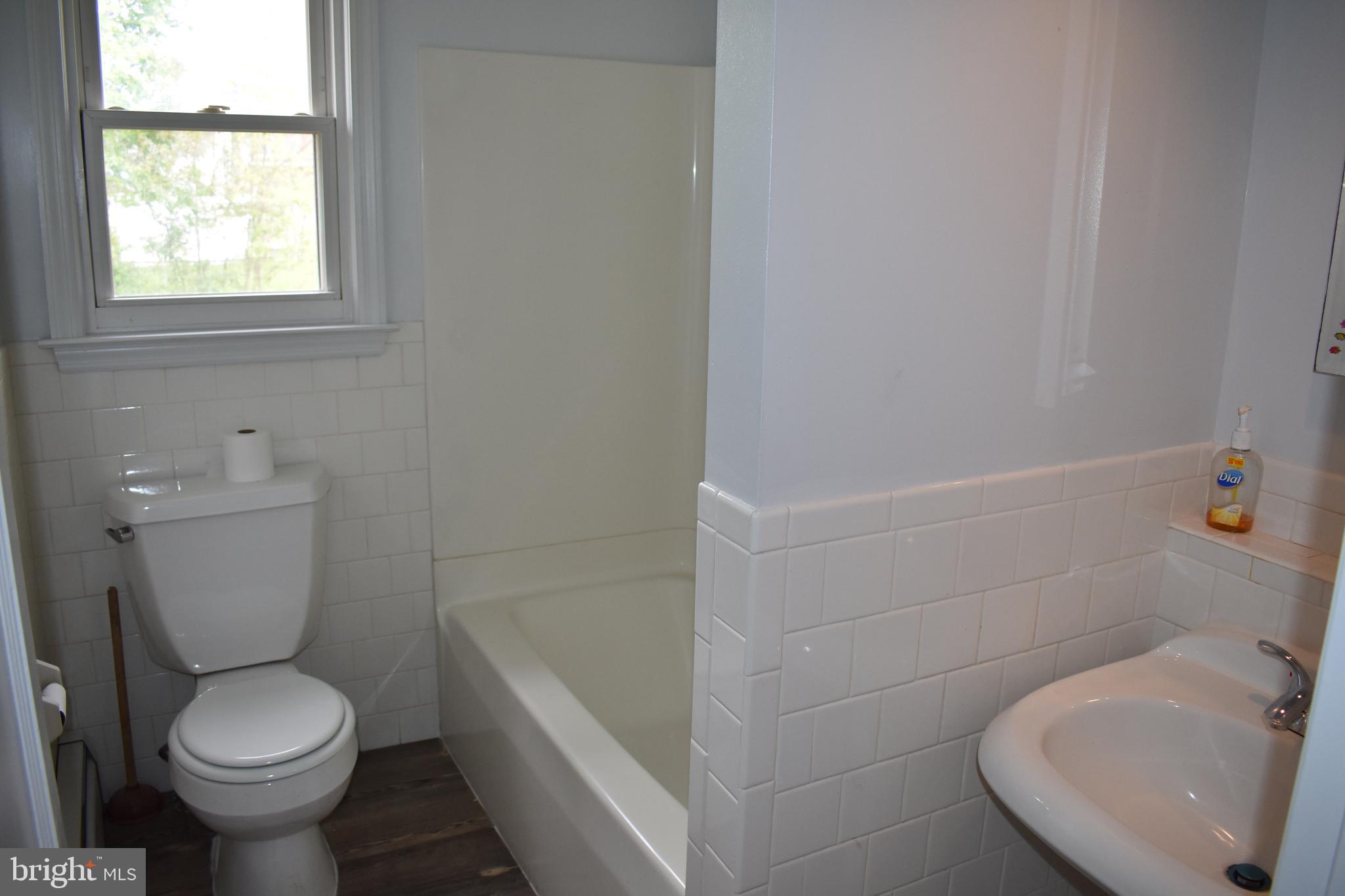 202 Fifth Avenue Baltimore, MD 21227 - Photo 10 of 22