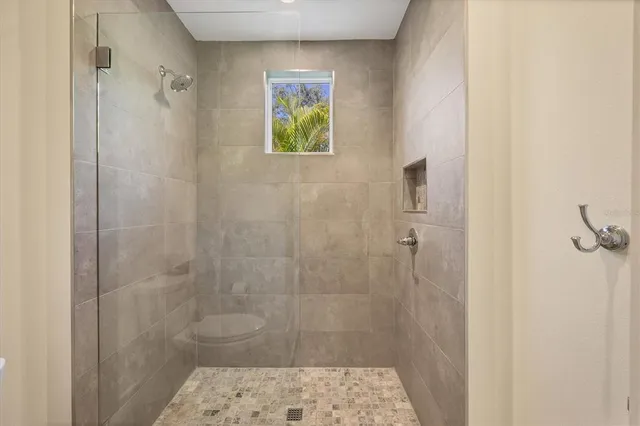 $3,500,000 | 7927 Longbay Boulevard, Sarasota, FL 34243