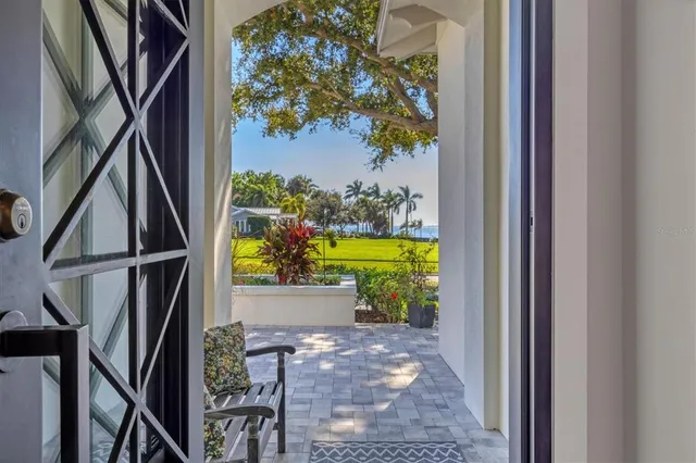 $3,500,000 | 7927 Longbay Boulevard, Sarasota, FL 34243