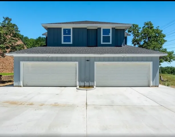 $350,000 | 6223 Post Oak Terrace, Fort Worth, TX 76112