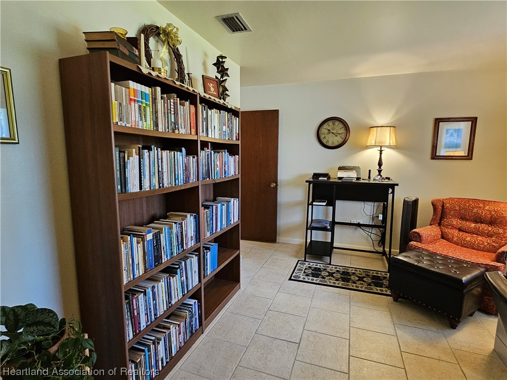 1050 Schlosser Road Sebring, FL 33870 - Photo 16 of 37 Gallery Image 16