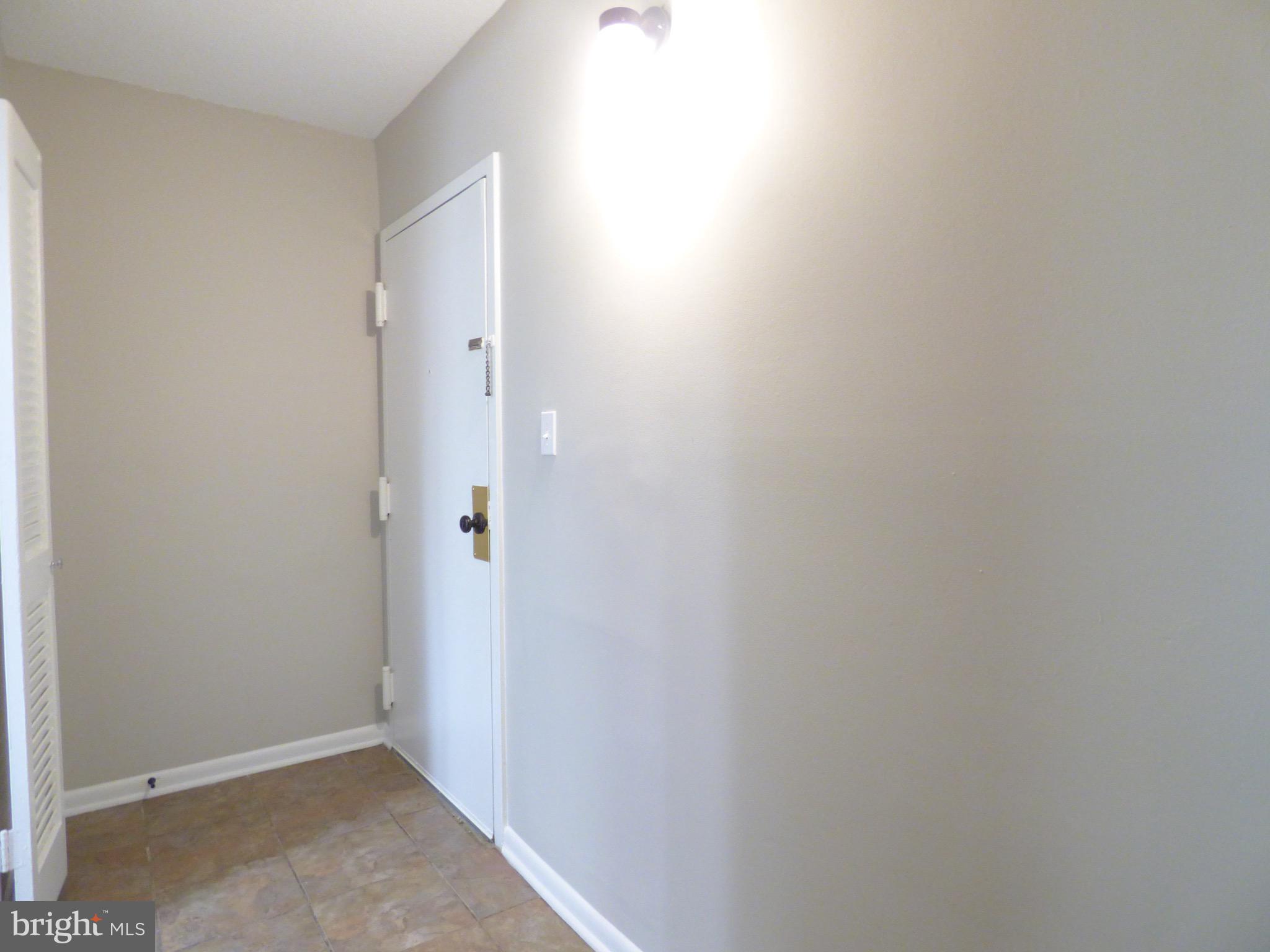 2242 Castle Rock Square, Unit 11C Reston, VA 20191 - Photo 2 of 34