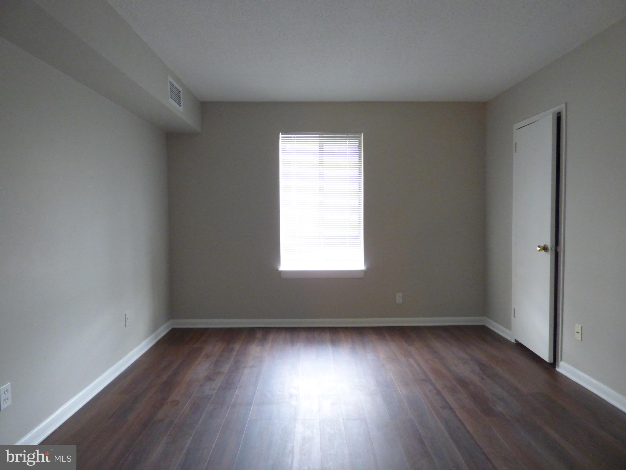 2242 Castle Rock Square, Unit 11C Reston, VA 20191 - Photo 24 of 34