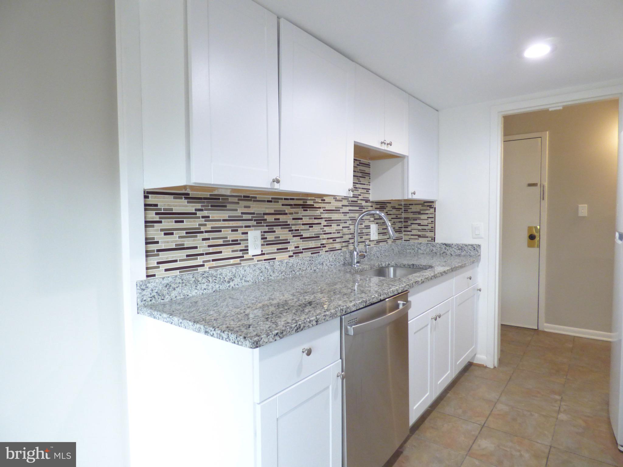 2242 Castle Rock Square, Unit 11C Reston, VA 20191 - Photo 8 of 34