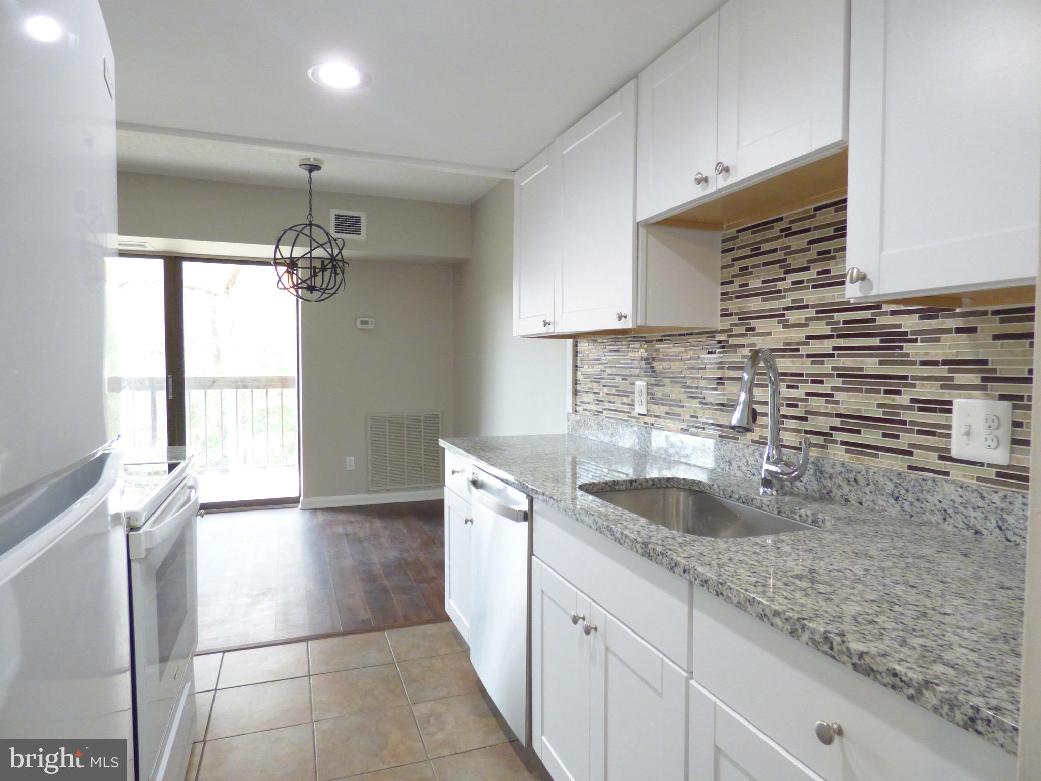 2242 Castle Rock Square, Unit 11C Reston, VA 20191 - Photo 9 of 34