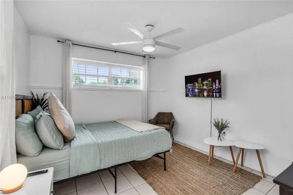 $1,300 | 2972 Northwest 15th Street, Unit 2, Miami, FL 33125
