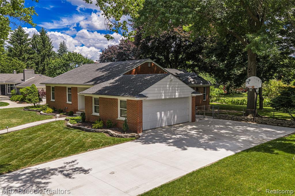171 South Glengarry Road Bloomfield Hills, MI 48301 - Photo 26 of 26