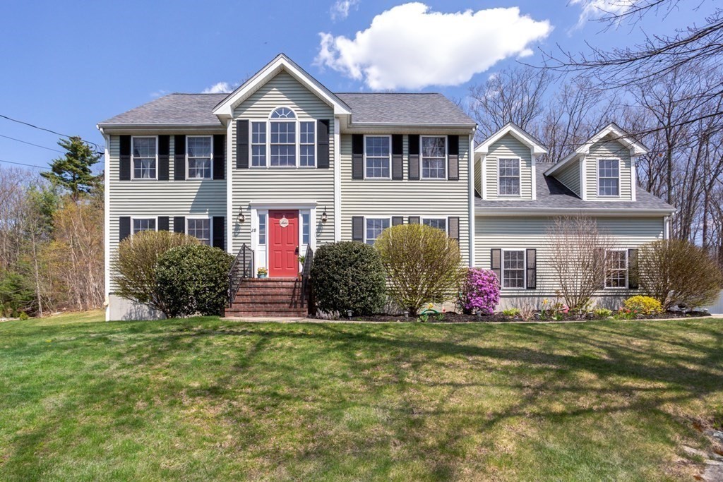 28 Highridge Road Bellingham, MA 02019 - Photo 1 of 42 Gallery Image 1