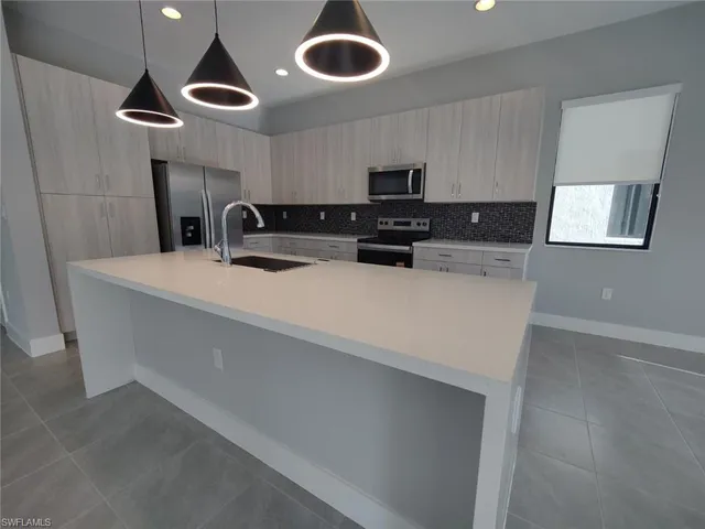 $2,400 | 5860 Agostino Way, Immokalee, FL 34142