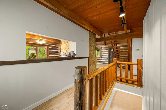 $489,900 | 6968 South 300 West, Trafalgar, IN 46181