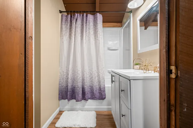 $489,900 | 6968 South 300 West, Trafalgar, IN 46181