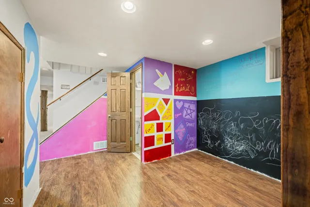 $489,900 | 6968 South 300 West, Trafalgar, IN 46181