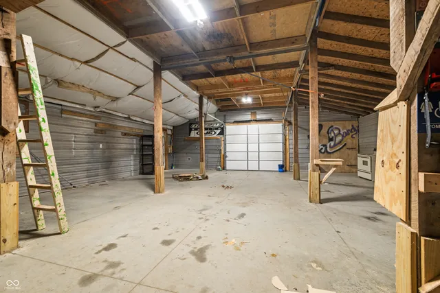 $489,900 | 6968 South 300 West, Trafalgar, IN 46181