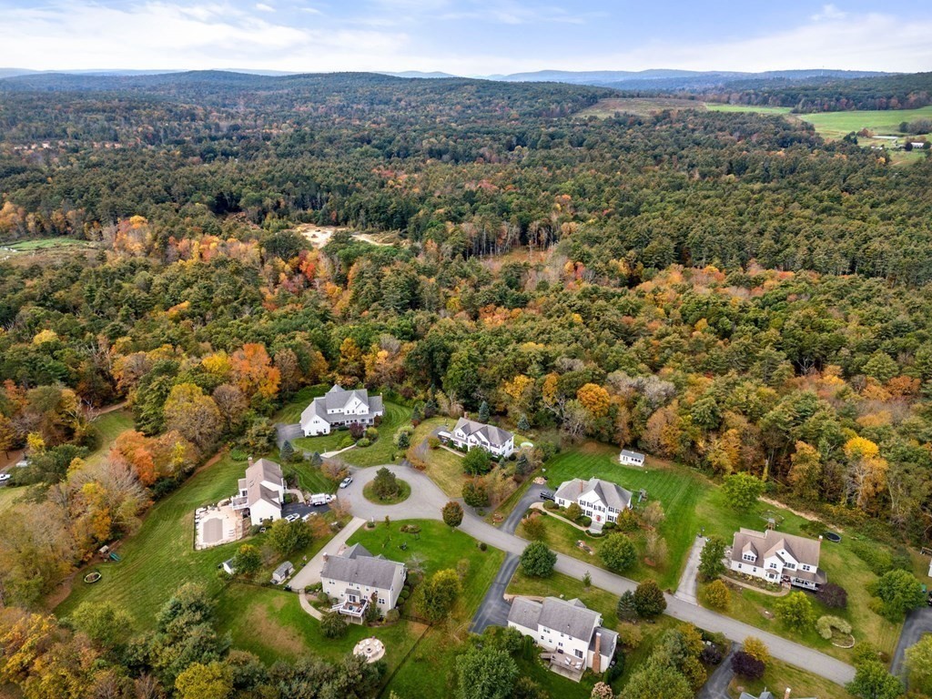 10 Brook Hill Road Sturbridge, MA 01518 - Photo 33 of 35 an aerial view of multiple house