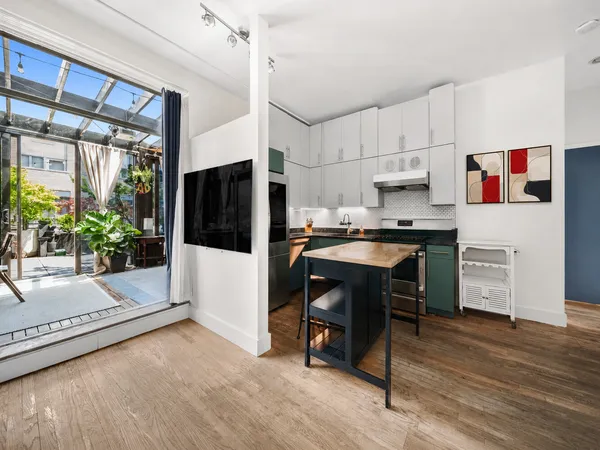 $998,895 | 91 Grand Avenue, Unit 4D | Clinton Hill