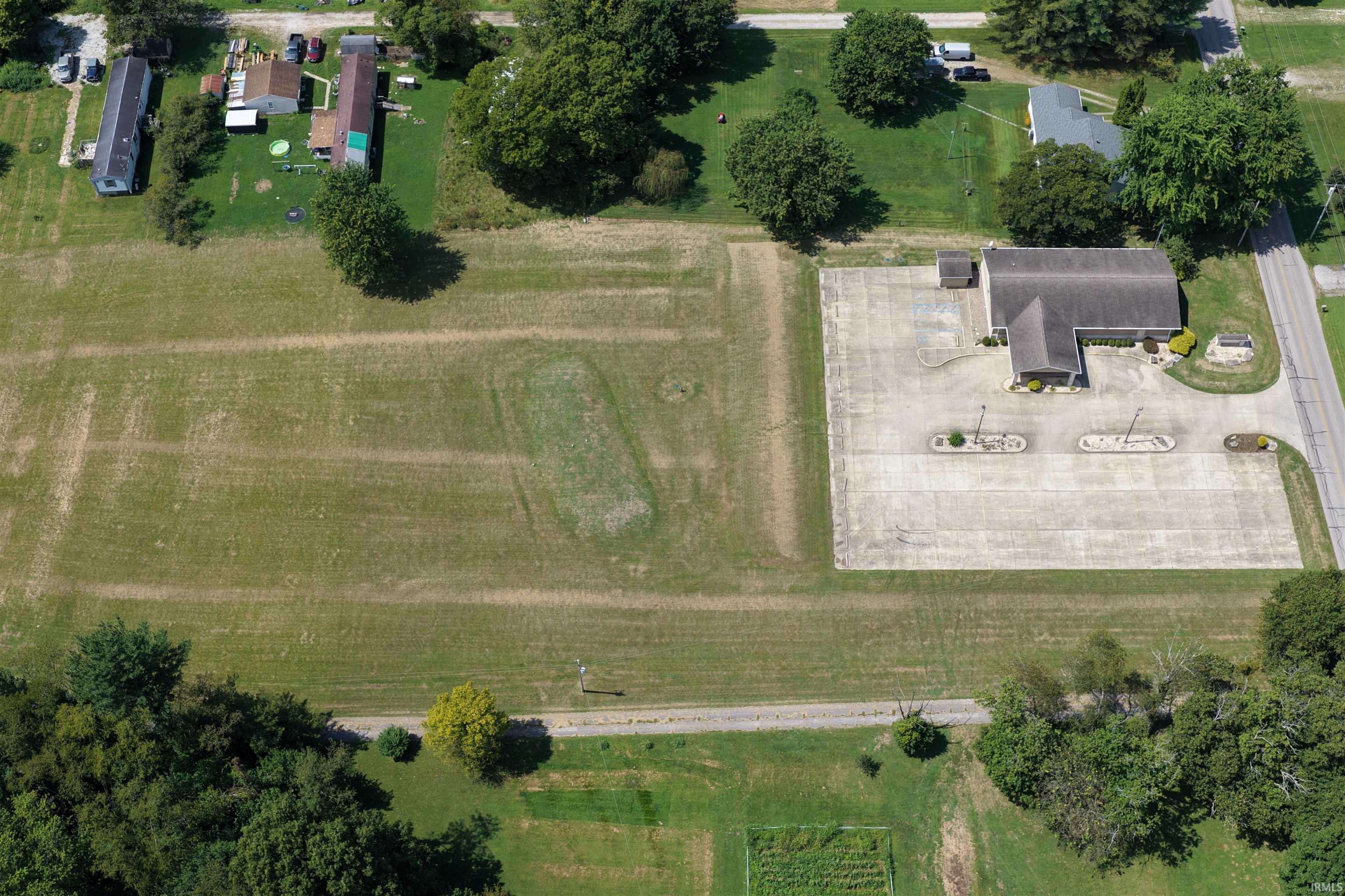 6264 Sand Pit Road Bedford, IN 47421 - Photo 21 of 50 Gallery Image 21
