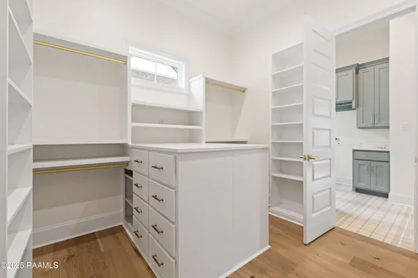 $999,000 | 208 Crossbill Drive, Lafayette, LA 70508