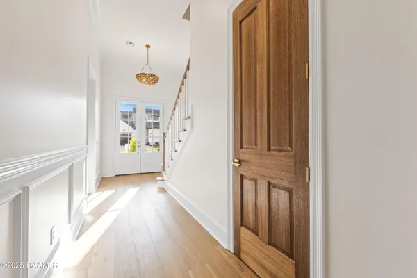 $999,000 | 208 Crossbill Drive, Lafayette, LA 70508