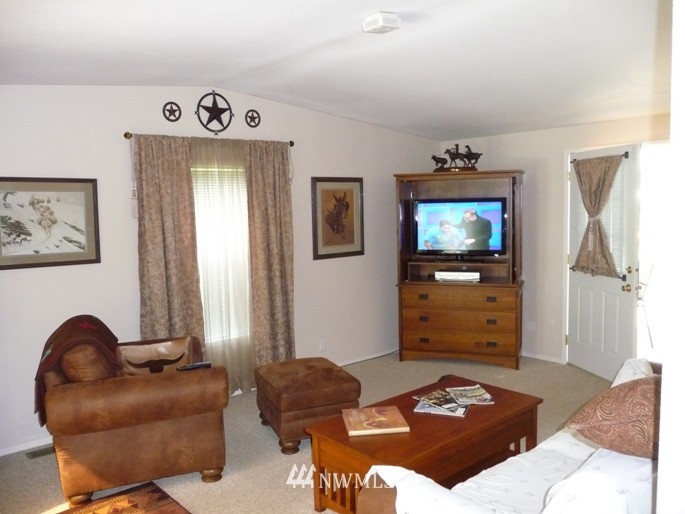 8496 Lusk Road Concrete, WA 98237 - Photo 10 of 15 Gallery Image 10