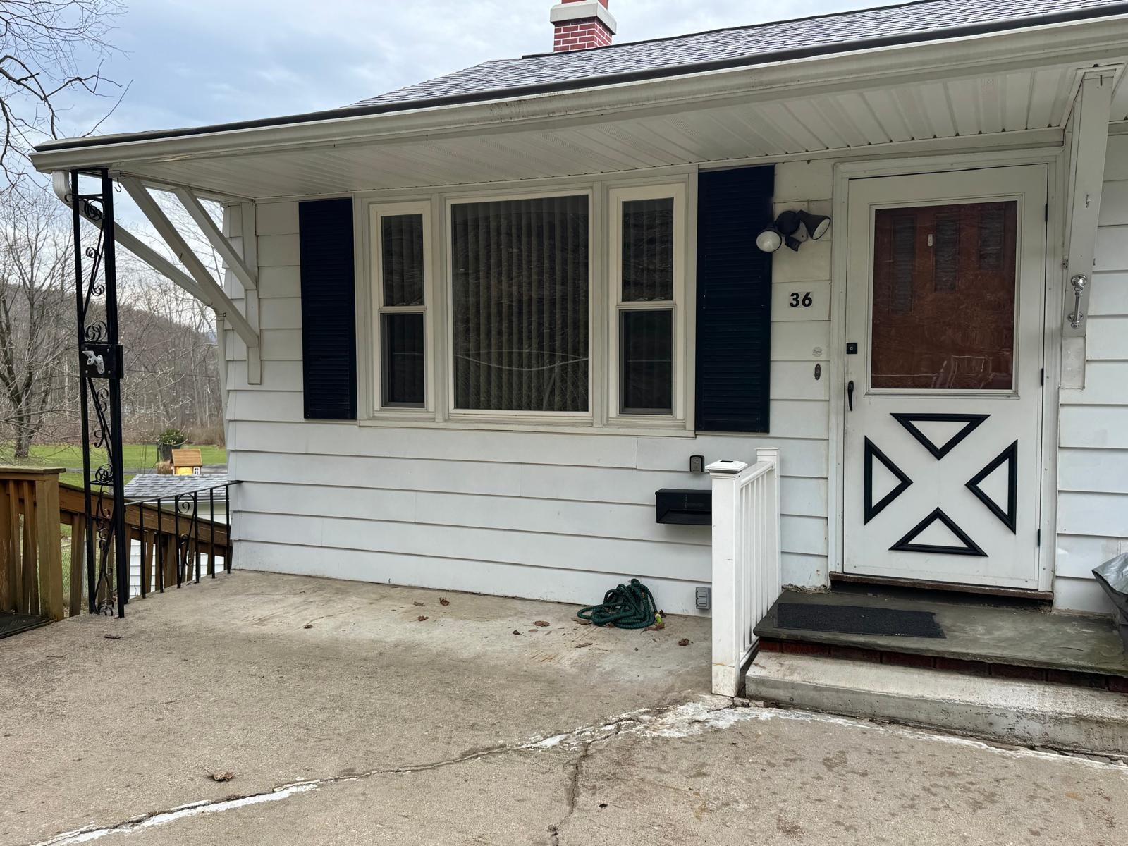 36 Decatur Street Binghamton, NY 13903 - Photo 2 of 21