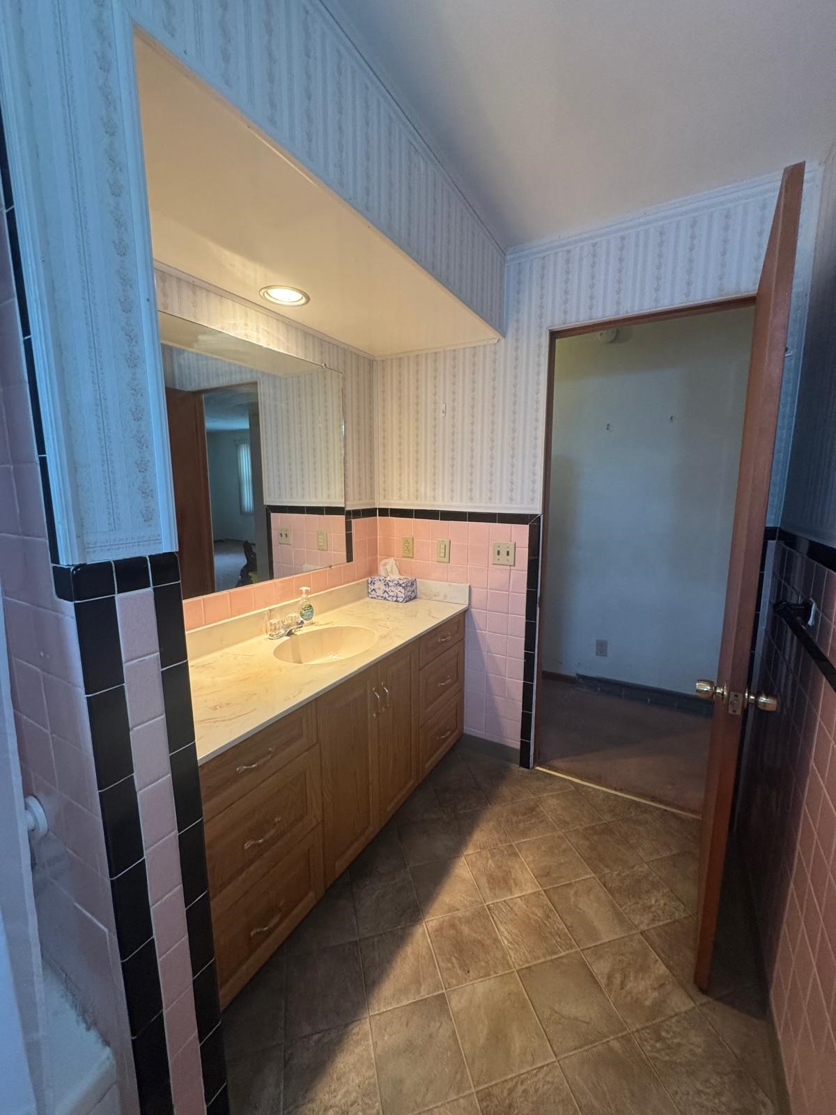 36 Decatur Street Binghamton, NY 13903 - Photo 8 of 21