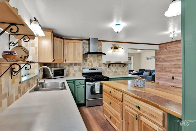 $649,000 | 5443 State Highway 11, Orofino, ID 83544