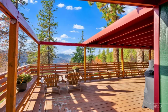 $649,000 | 5443 State Highway 11, Orofino, ID 83544