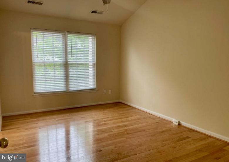9058 Two Bays Road Lorton, VA 22079 - Photo 16 of 32