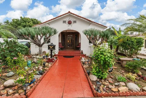 $2,399,000 | 2911-15 Kalmia Street, San Diego, CA 92104