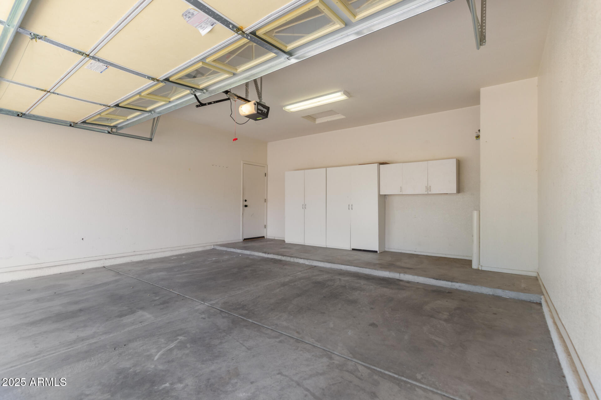 7405 South 19th Street Phoenix, AZ 85042 - Photo 19 of 22 25 - 19th