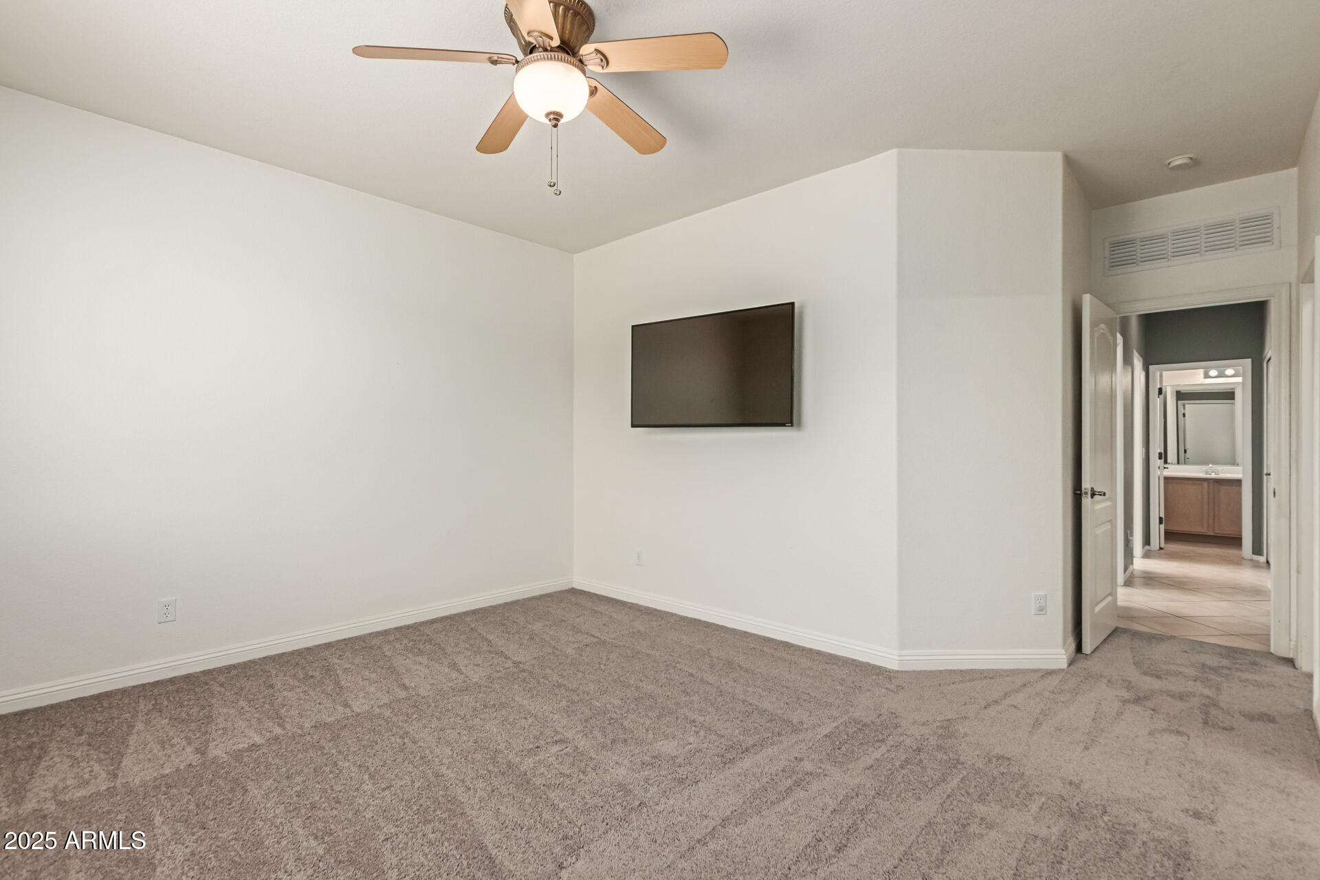 7405 South 19th Street Phoenix, AZ 85042 - Photo 9 of 22 14 - 19th