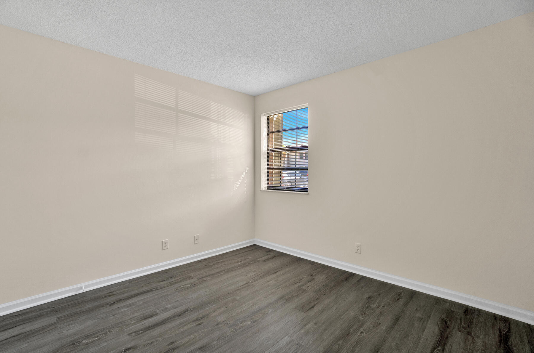 3171 Leewood Terrace, Unit L133 Boca Raton, FL 33431 - Photo 19 of 37 19 (2)