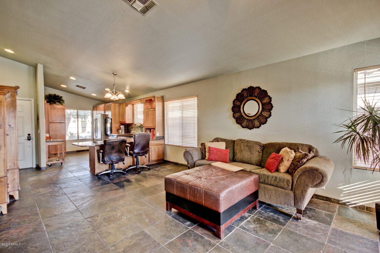 4151 West Bloomfield Road Phoenix, AZ 85029 - Photo 8 of 21 Bloomfield (10)
