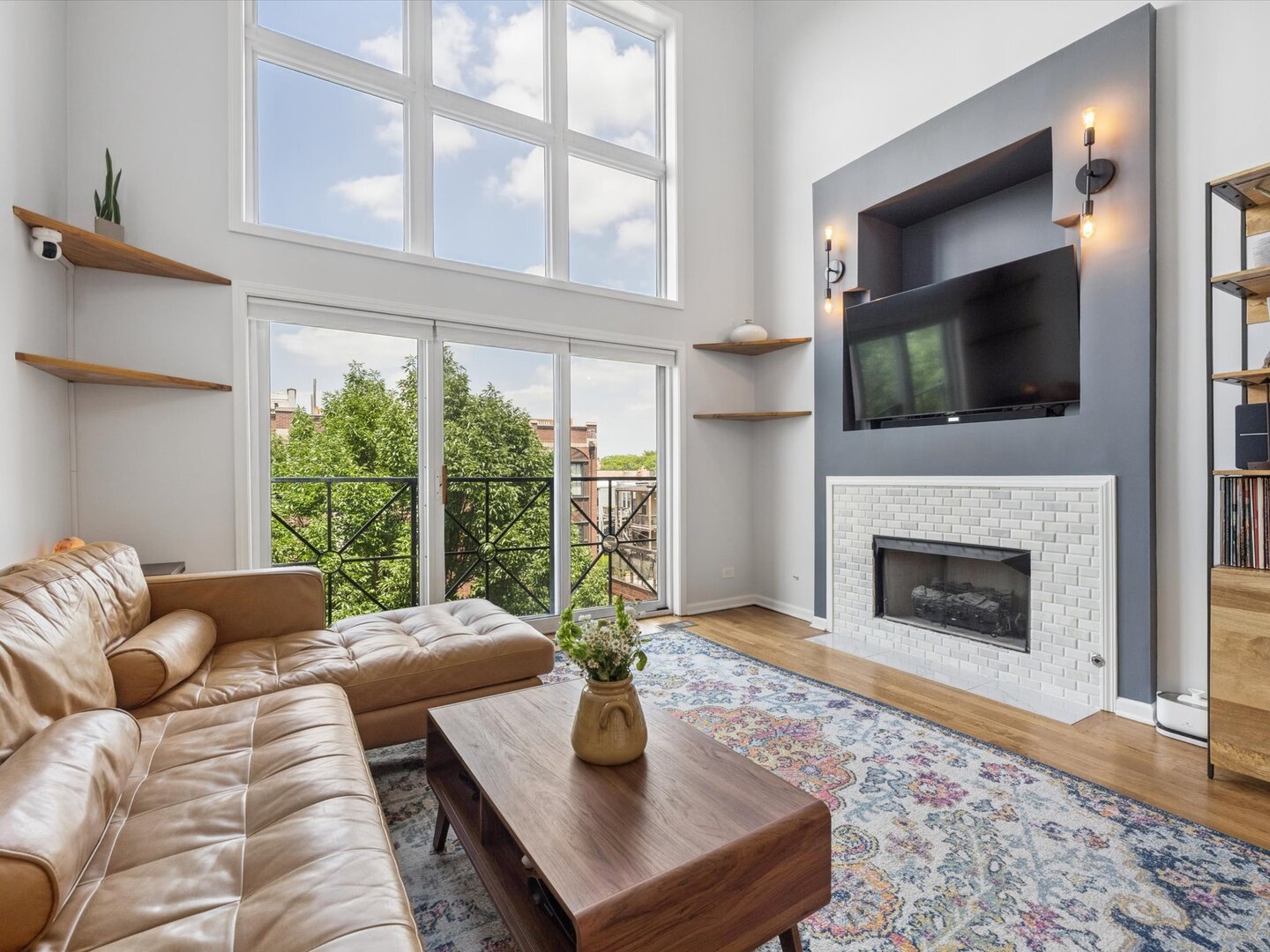 2117 West Rice Street, Unit 4E Chicago, IL 60622 - Photo 4 of 20