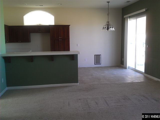 5040 Coggins Road Reno, NV 89506 - Photo 2 of 6
