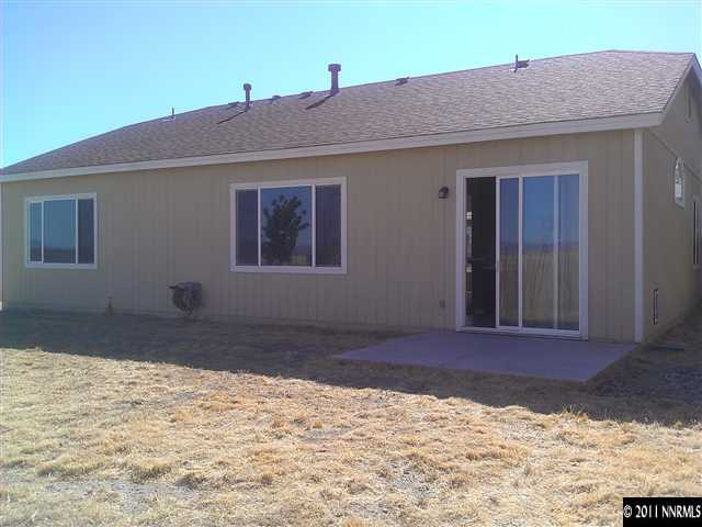 5040 Coggins Road Reno, NV 89506 - Photo 6 of 6 a front view of a house