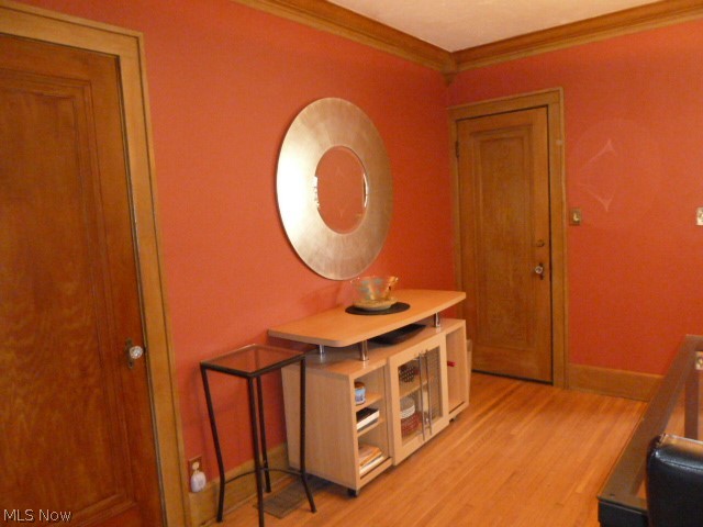 4635 Landchester Road Cleveland, OH 44109 - Photo 13 of 18 Gallery Image 13