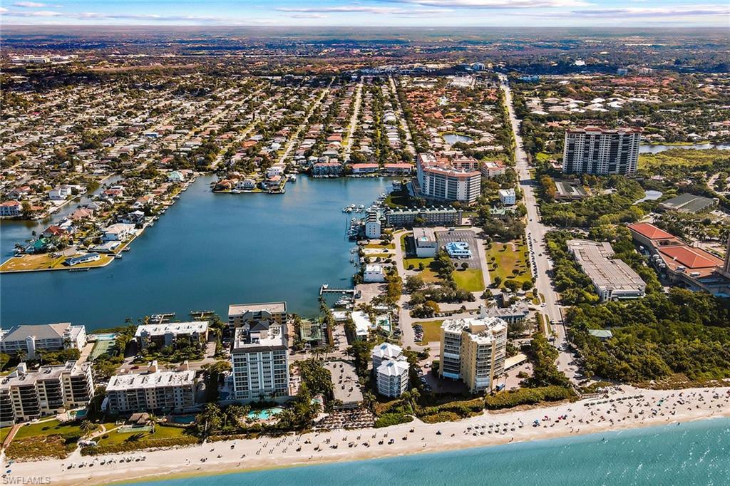 9101 Vanderbilt Drive, Unit 301 Naples, FL 34108 - Photo 27 of 28 a view of a city