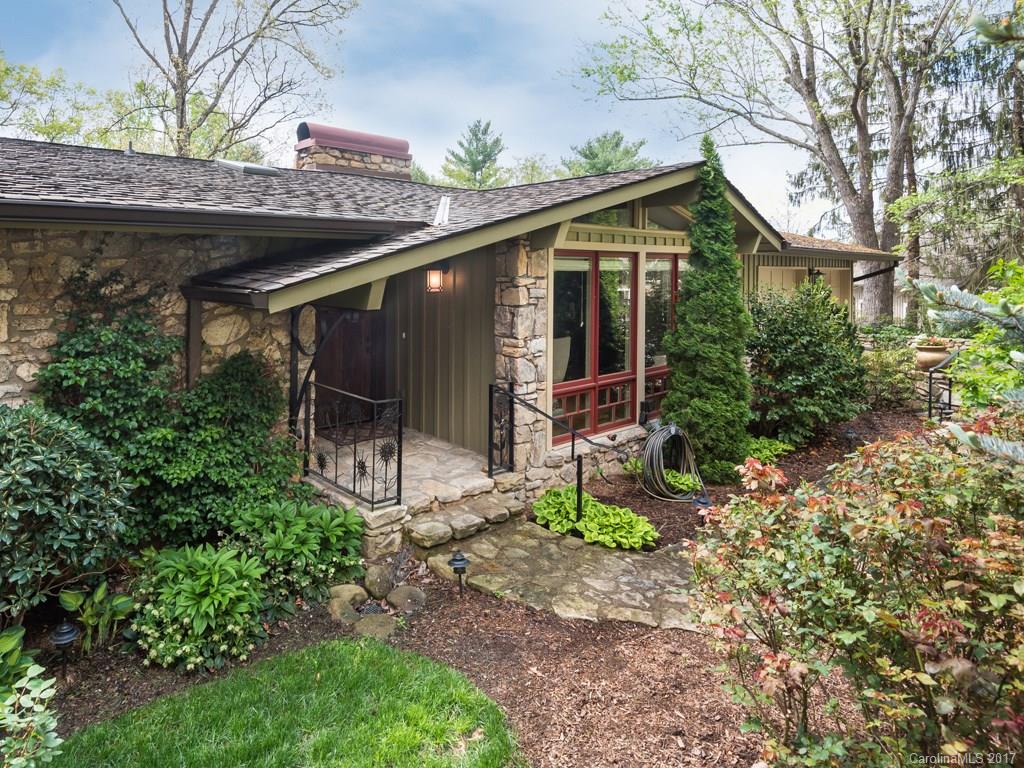 390 Windsor Road Asheville, NC 28804 - Photo 1 of 24 Gallery Image 1