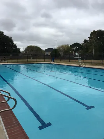 a view of a tennis court